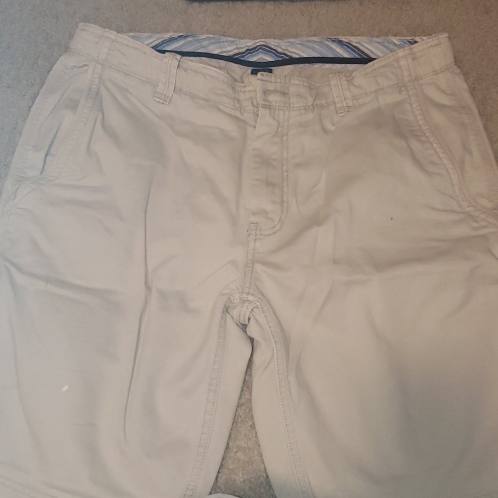 Gap shorts